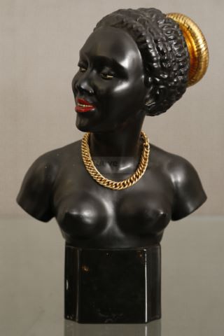 Buste de femme africaine