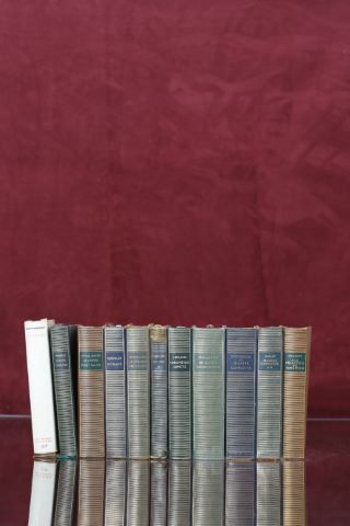 11 livres