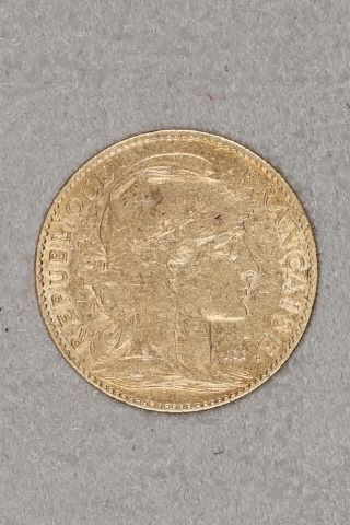10 francs or Marianne Coq
