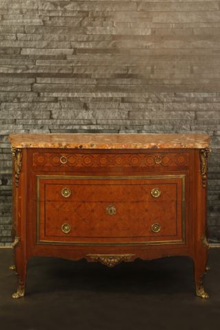Commode