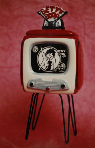 Joan Rabascall (né en 1935) Betty Boop Box TV