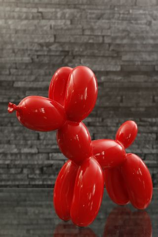 Red baloon dog