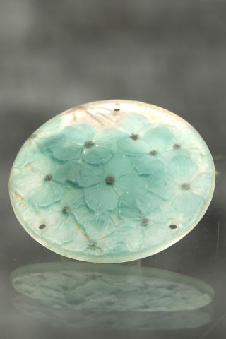 Médaillon formant pendentif Hortensias