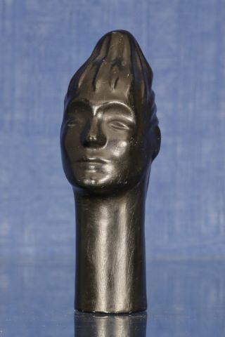 Tête de femme