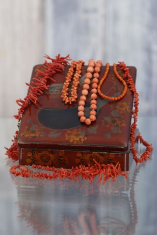 Ensemble de 7 colliers