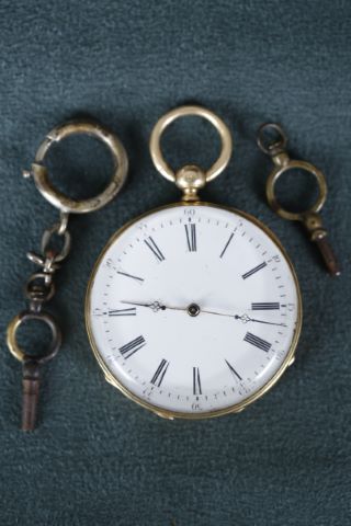 Montre de gousset remontoir à clef