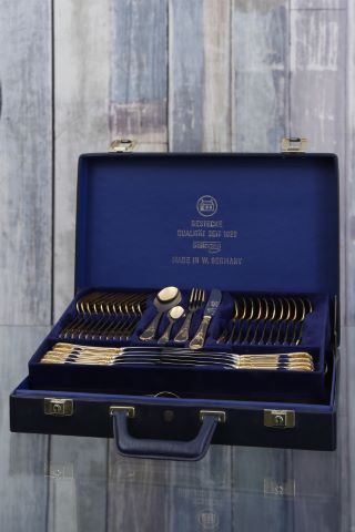 Ménagère de 68 pièces