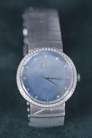 Dior Joaillerie Montre de dame en acier modèle D