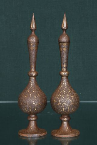Iran, art Qajar Paire de vases bouteille