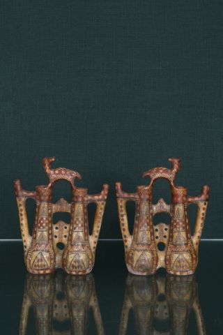 Travail berbere Paire de gourdes
