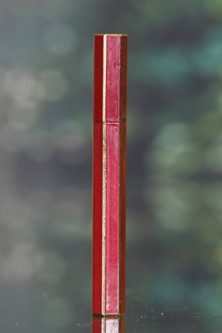 Briquet hexagonal