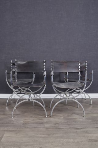Suite de 4 fauteuils curule