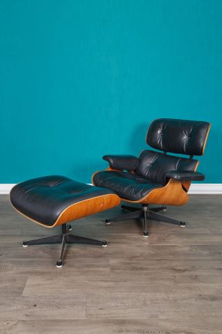 Fauteuil Lounge chair n° 670 et son repose-pied n° 671