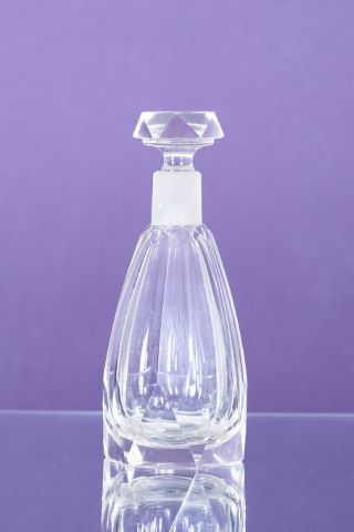 Carafe et son bouchon