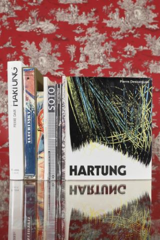 8 livres d’art