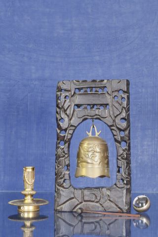 Ensemble décoratif comprenant :