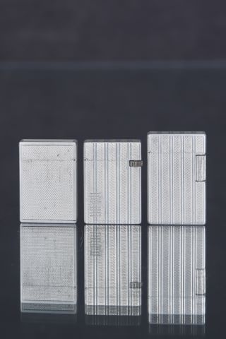 3 briquets