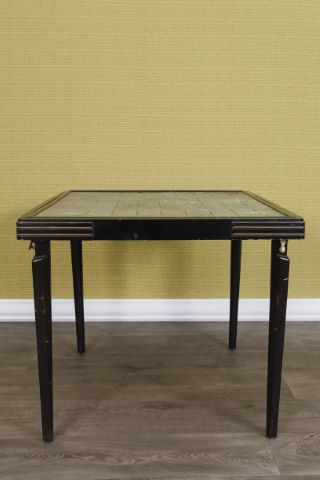 Table à jeux à 4 pieds escamotables
