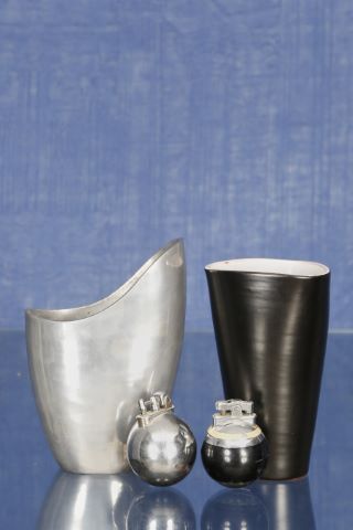 Ensemble décoratif comprenant :