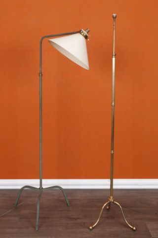 2 lampadaires tripodes