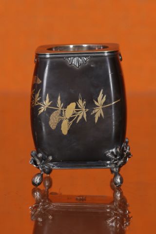 Pot