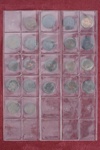 Lot de 21 Double-Tournois féodaux