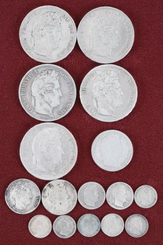 68 monnaies