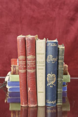 Ensemble de 10 livres et cartonnage