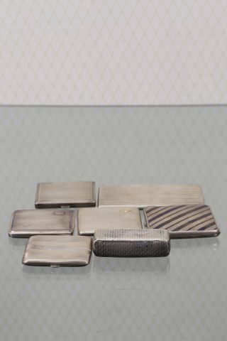 7 étuis à cigarettes