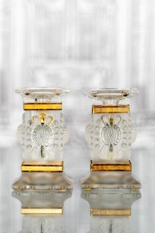 Lalique France Paire de bougeoirs