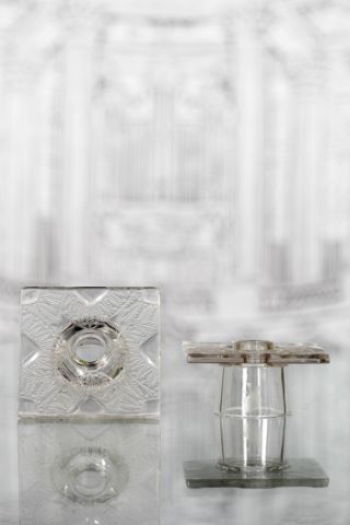 René Lalique (1860-1945) Paire de chandeliers...