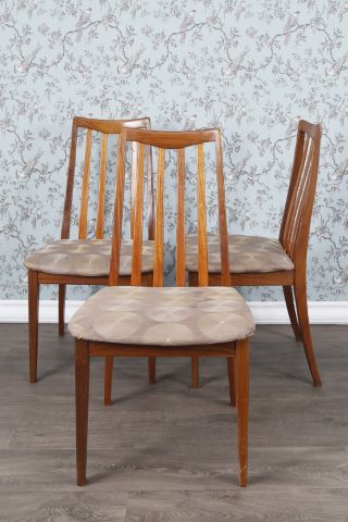 Travail danois Suite de 3 chaises