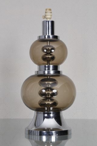 Grande lampe de table