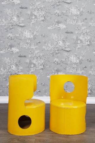 2 chaises pour enfants