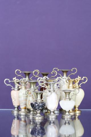 14 vases miniatures