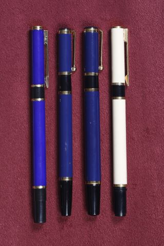 4 stylos feutre