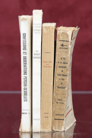 4 livres