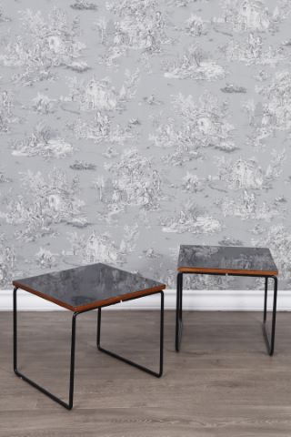Paire de tables d’appoint dites volantes