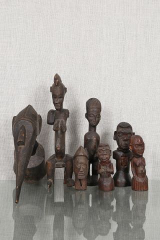 Afrique 8 statuettes