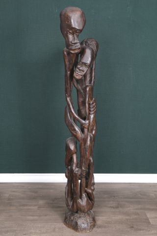Castigo (XXe siècle), Mozambique Trois personnages