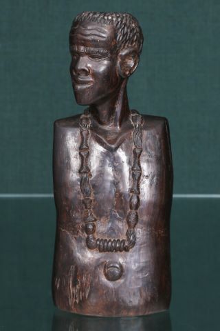 4 sculptures