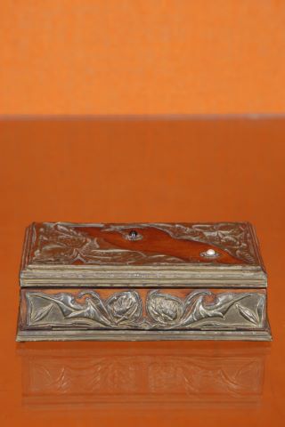 Boîte à cartes