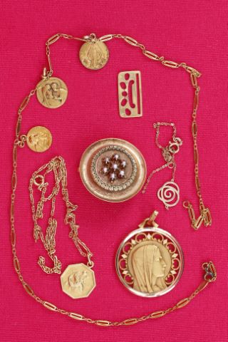 Ensemble de bijoux en or jaune (18K, 750‰)