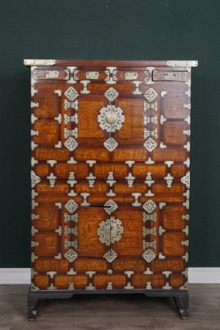 Corée Meuble deux corps formant cabinet