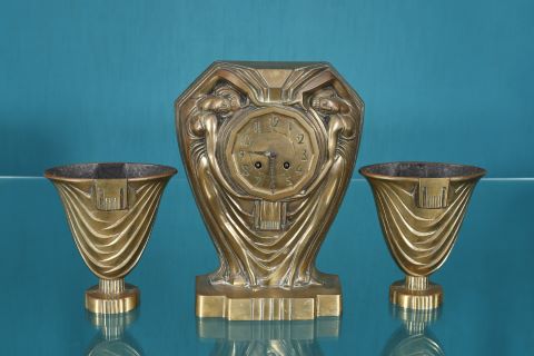 C. Terras et Testut à Marseille Garniture