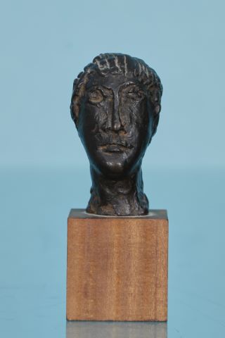 Tête de femme