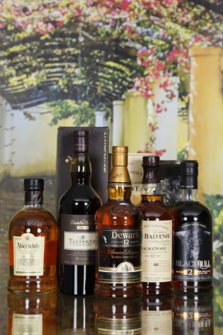 Whisky écossais 12 ans d’âge 5 bouteilles