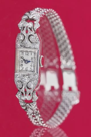 Montre de dame Art déco