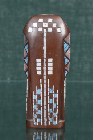 Tête stylisée
