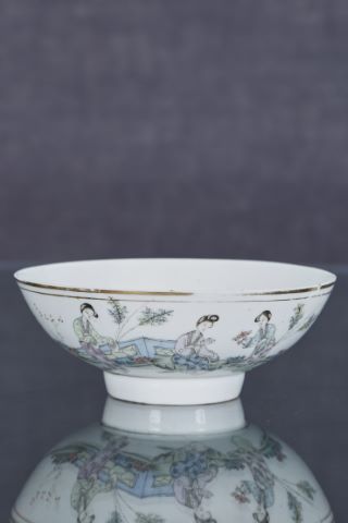 Coupe sur piédouche